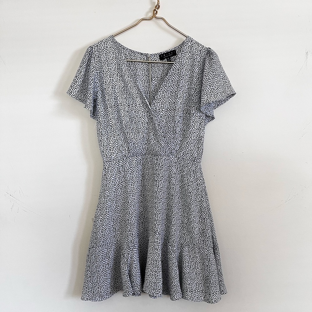Trixxi neutral minimalist party cocktail and White Mini Dress size S